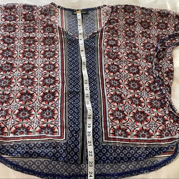 INC New York & Company Colors/Diamond accents/Retro Mesh CoverUp Small/Top - Picture 6 of 7